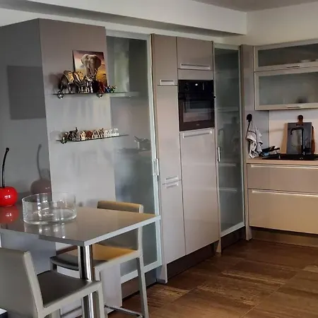 Schitterende Loft Met Gratis Parking, Vlakbij * Antwerp
